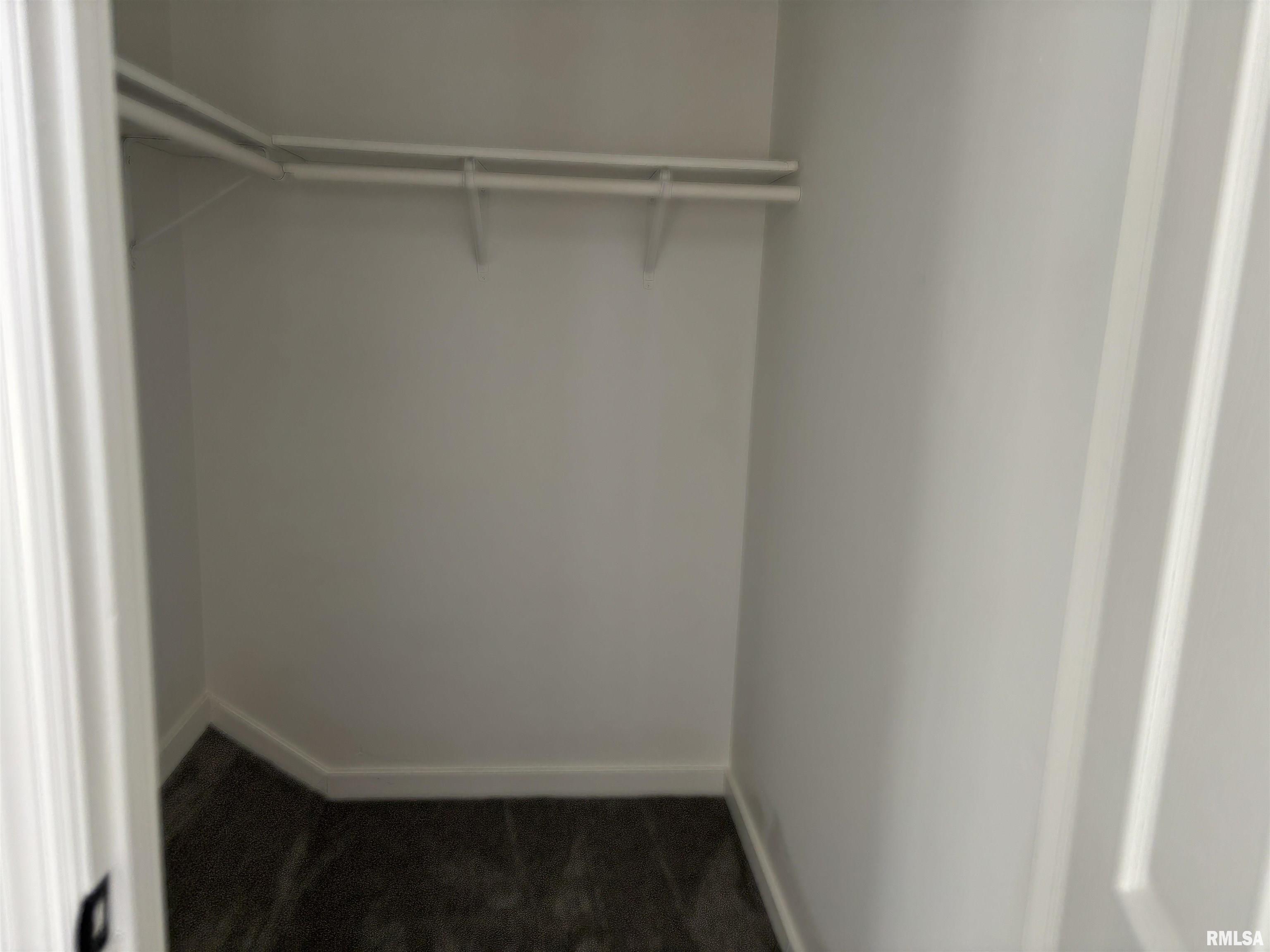 3326 Jennings Drive Springfield, IL 62704 - Photo 13 of 21