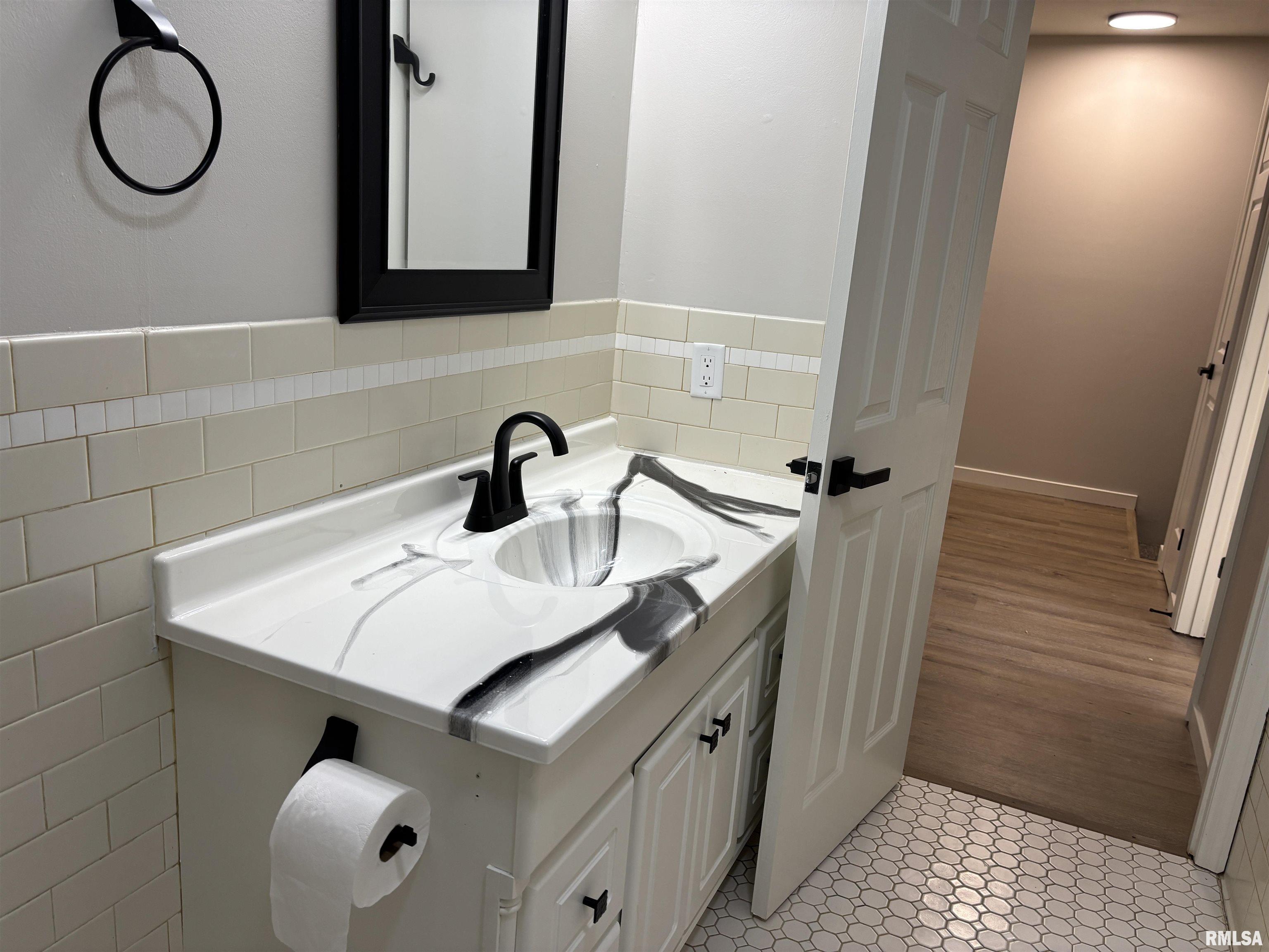 3326 Jennings Drive Springfield, IL 62704 - Photo 15 of 21