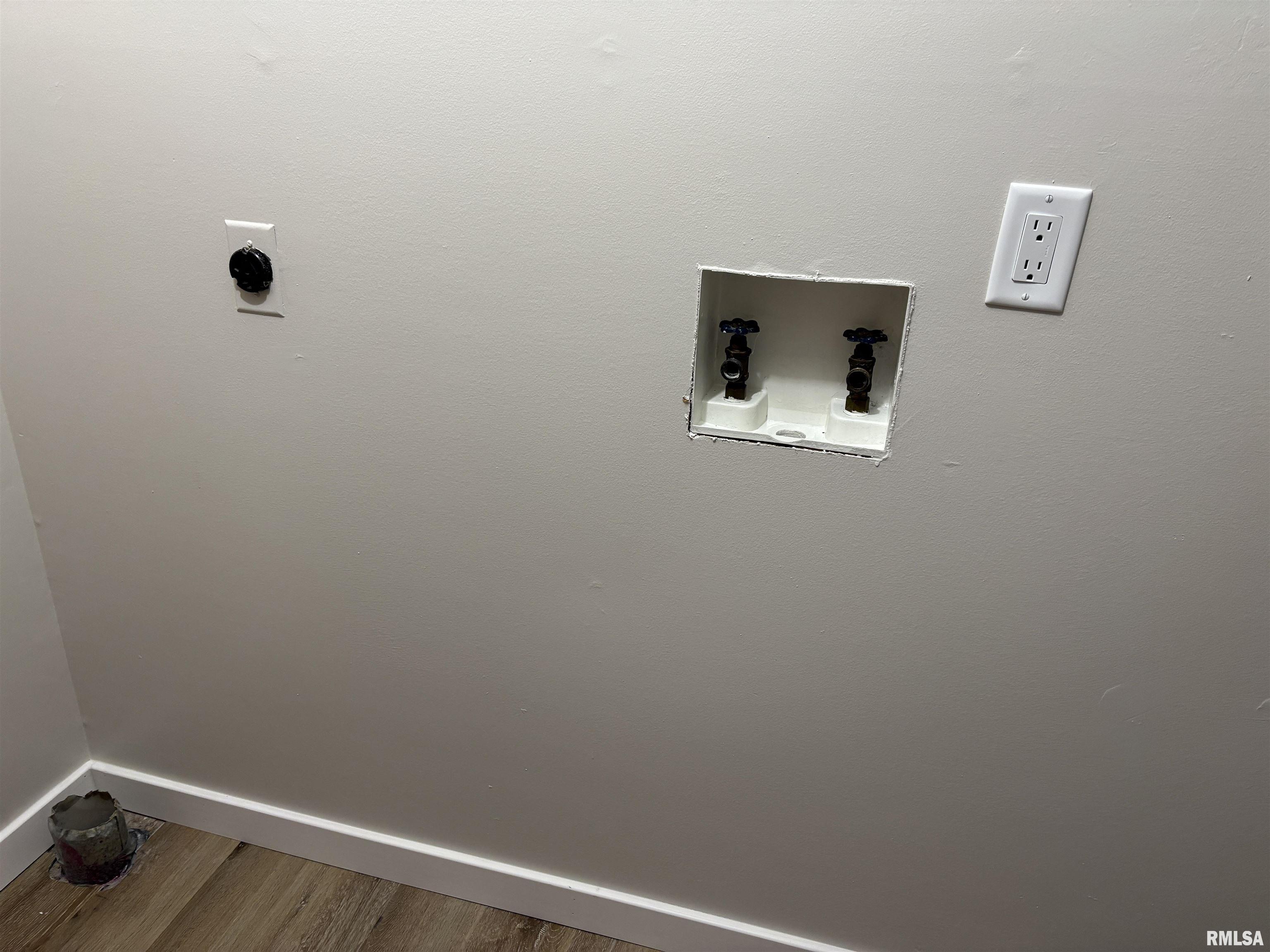 3326 Jennings Drive Springfield, IL 62704 - Photo 8 of 21