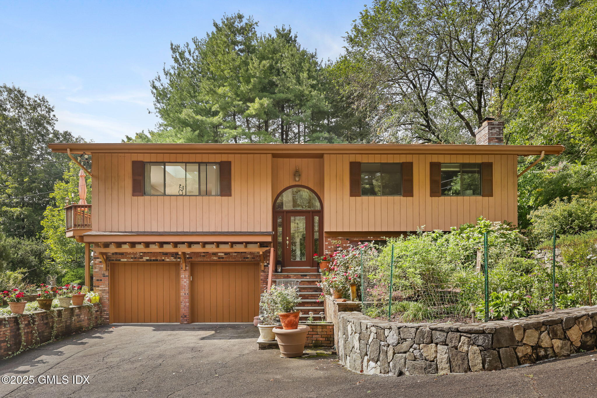 1-web-or-mls-350-valley-rd