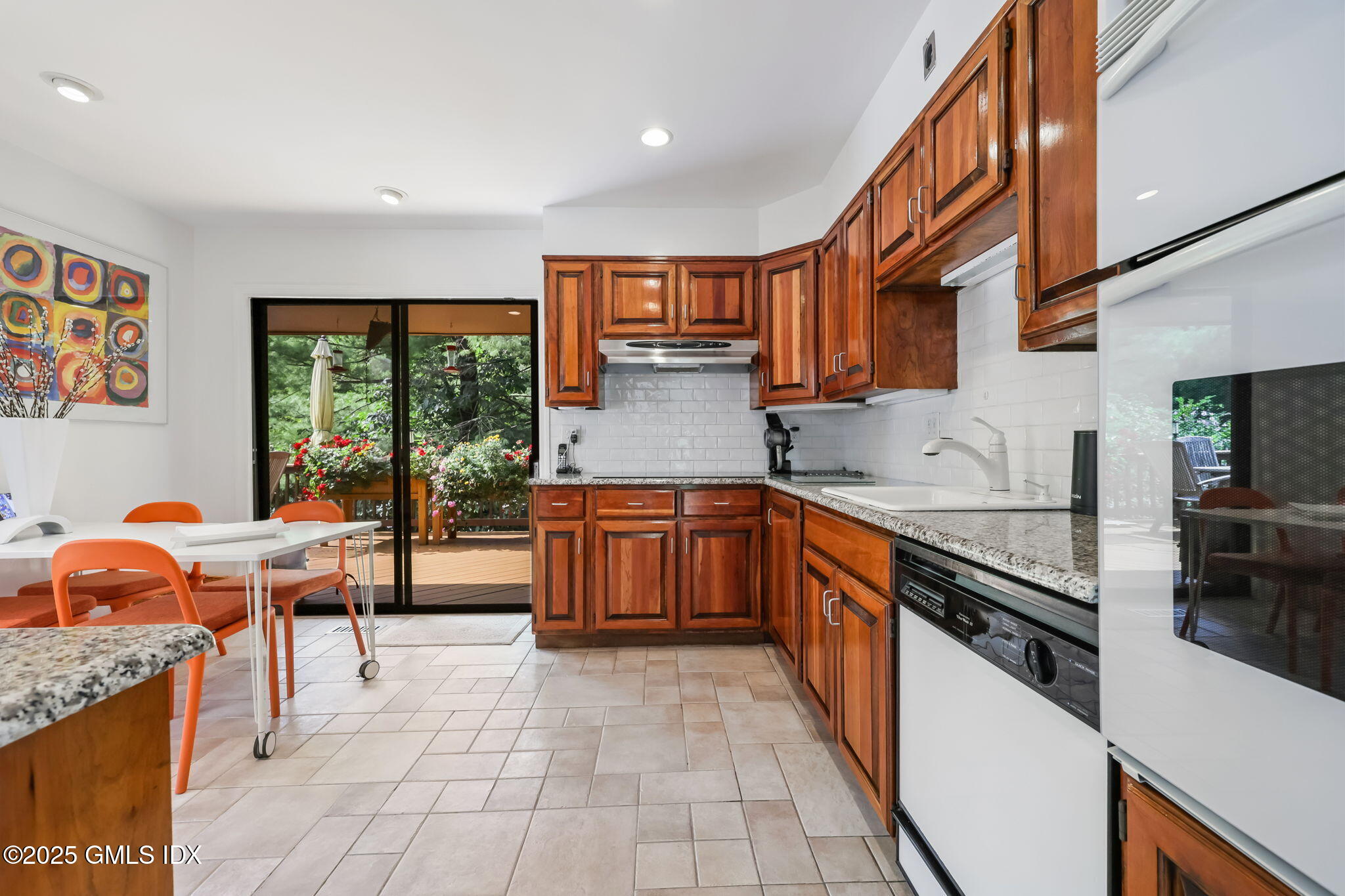 350 Valley Road Cos Cob, CT 06807 - Photo 13 of 48 13-web-or-mls-350-valley-rd