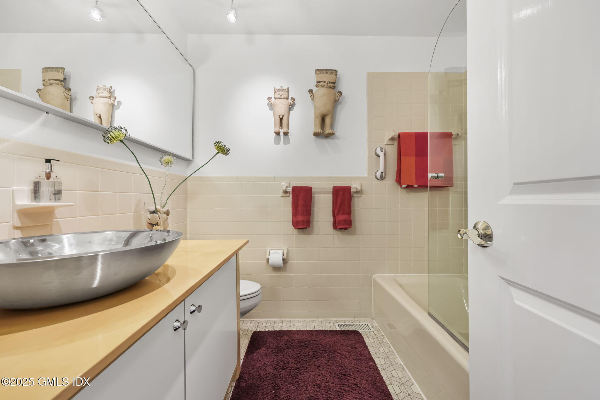 350 Valley Road Cos Cob, CT 06807 - Photo 16 of 48 16-web-or-mls-350-valley-rd