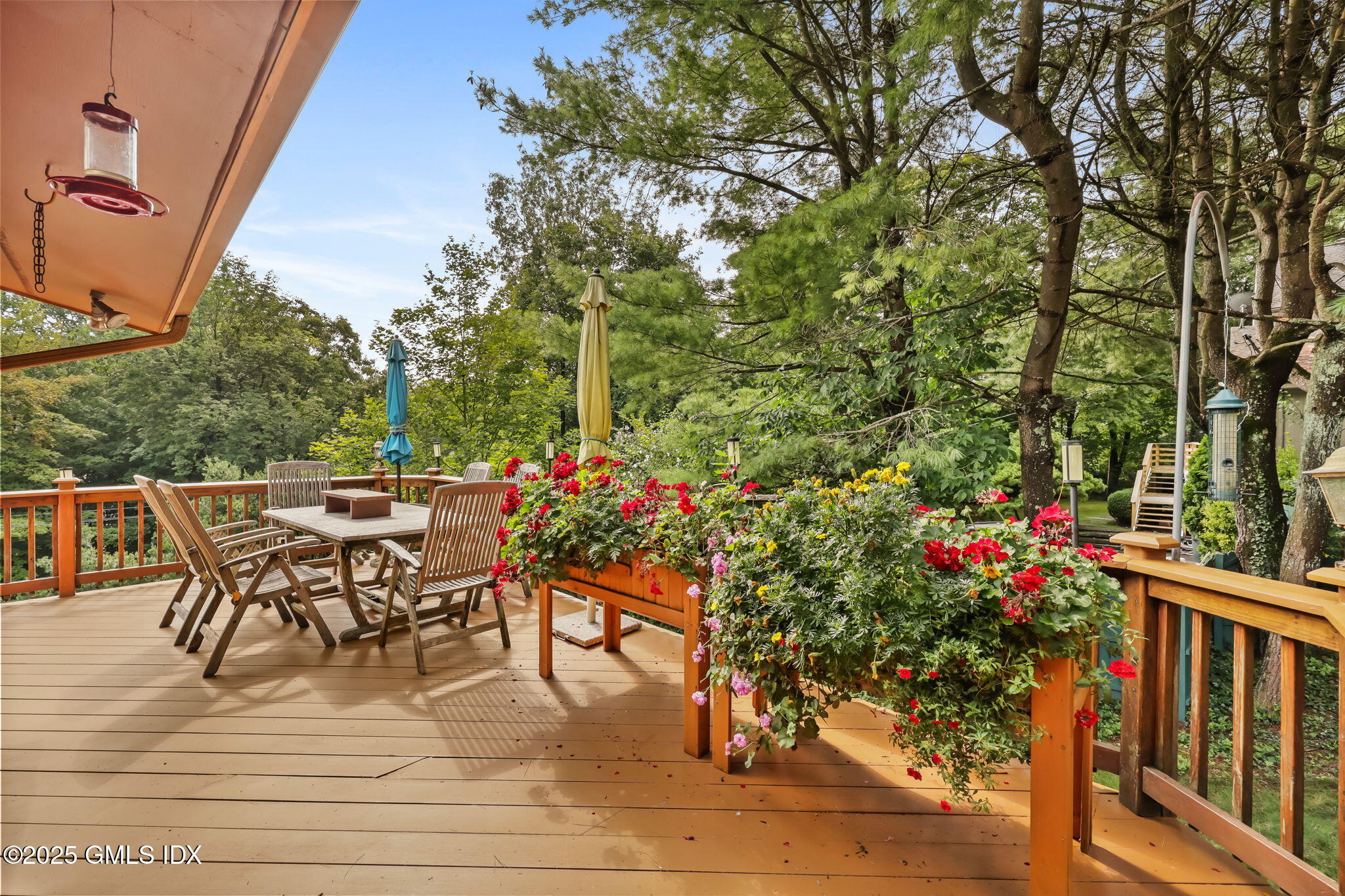 350 Valley Road Cos Cob, CT 06807 - Photo 33 of 48 35-web-or-mls-350-valley-rd