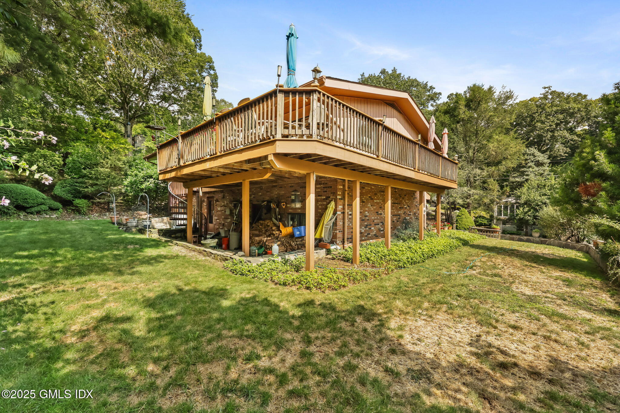 350 Valley Road Cos Cob, CT 06807 - Photo 40 of 48 42-web-or-mls-350-valley-rd