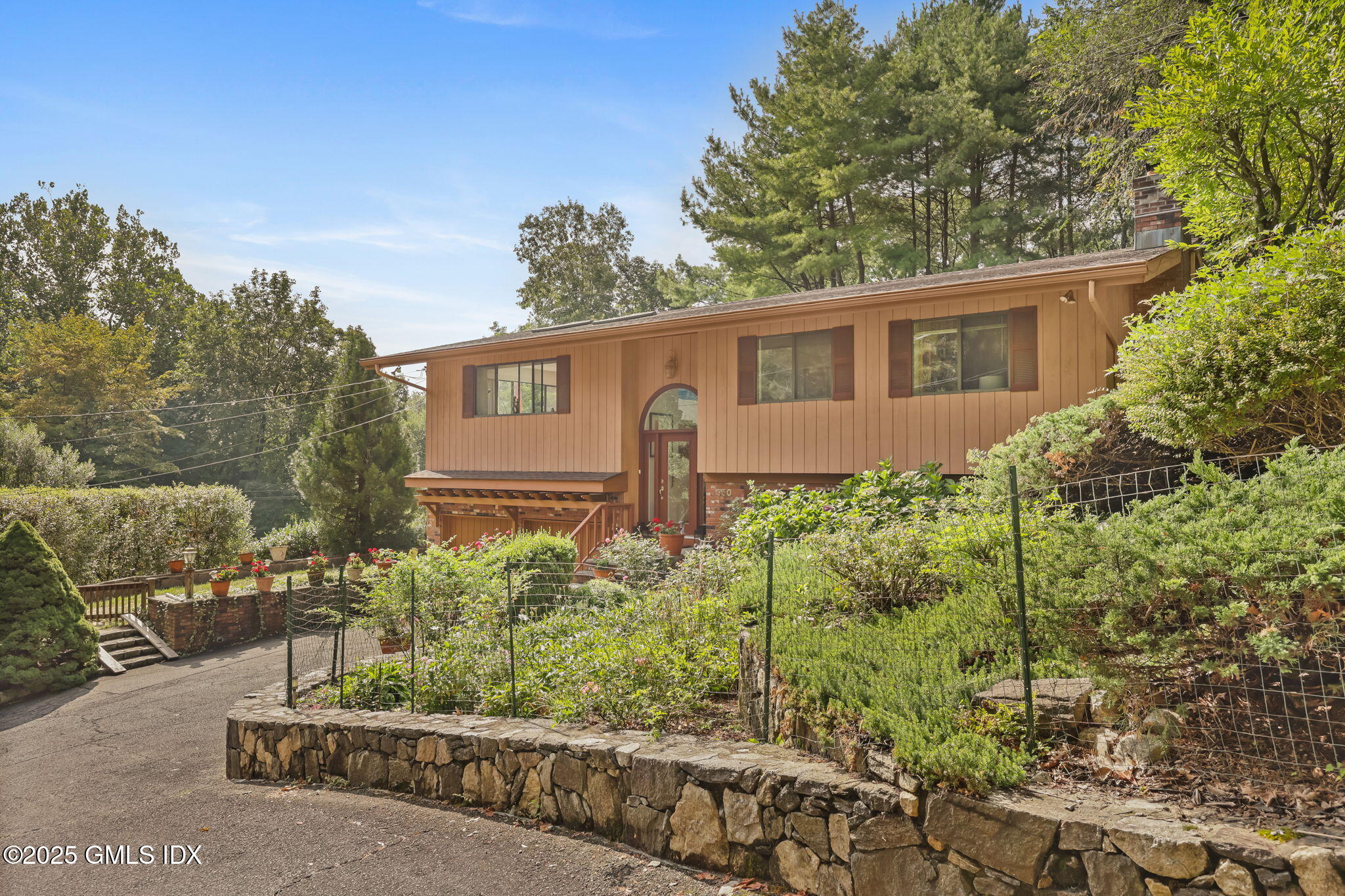 350 Valley Road Cos Cob, CT 06807 - Photo 43 of 48 45-web-or-mls-350-valley-rd