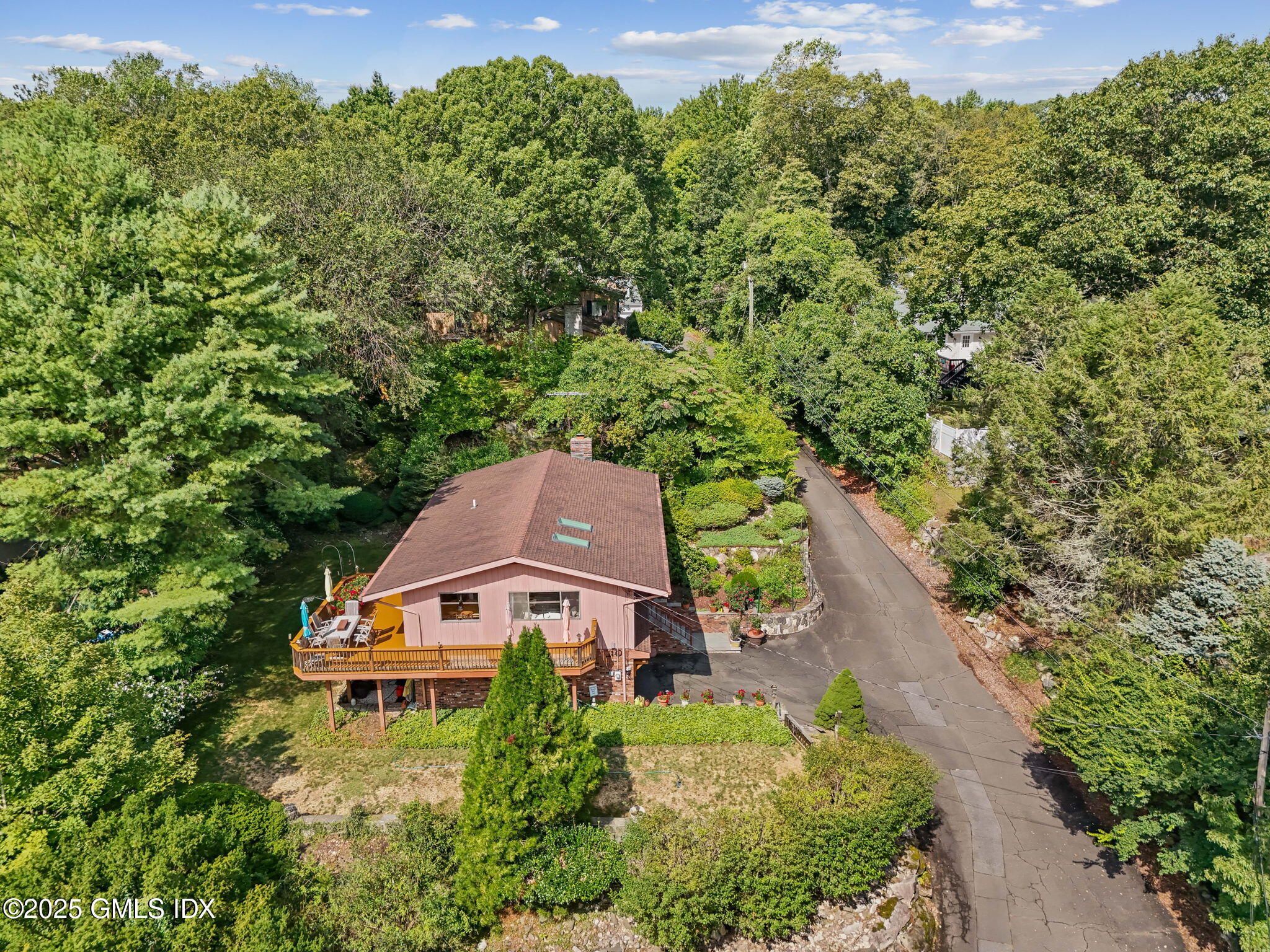 350 Valley Road Cos Cob, CT 06807 - Photo 47 of 48 49-web-or-mls-350-valley-rd