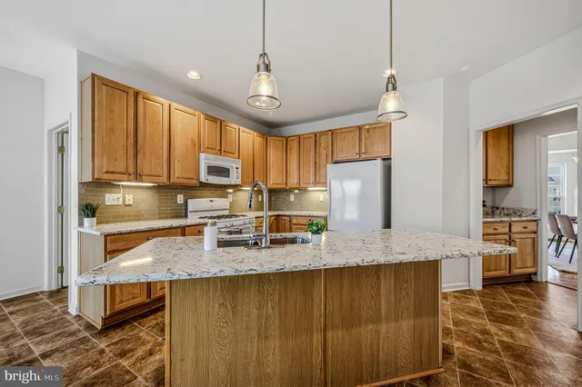 $400,000 | 325 Pierce Run, Newark, DE 19702