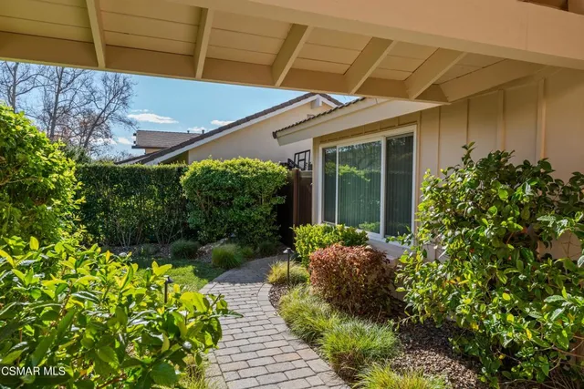 $1,299,000 | 3021 East Black Hills Court, Westlake Village, CA 91362