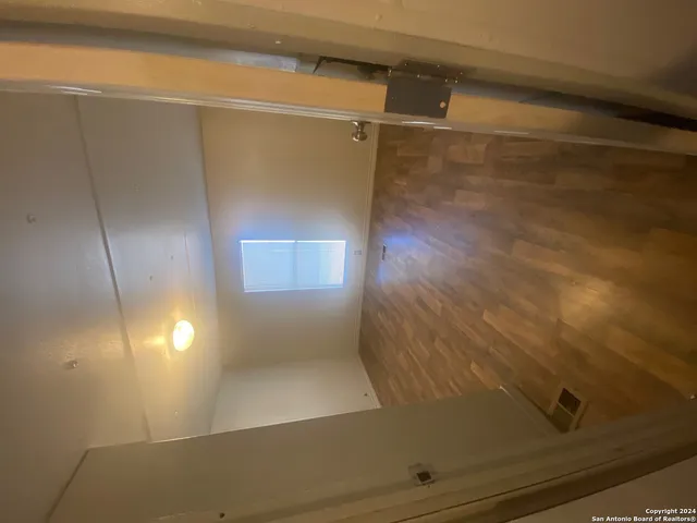 $885 | 1102 Simmons Avenue, Unit 4, Jourdanton, TX 78026