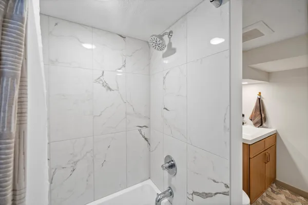 $259,000 | 617 10th Avenue West, Alexandria, MN 56308