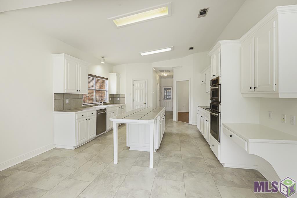 6234 Krista Lane Baton Rouge, LA 70808 - Photo 11 of 32