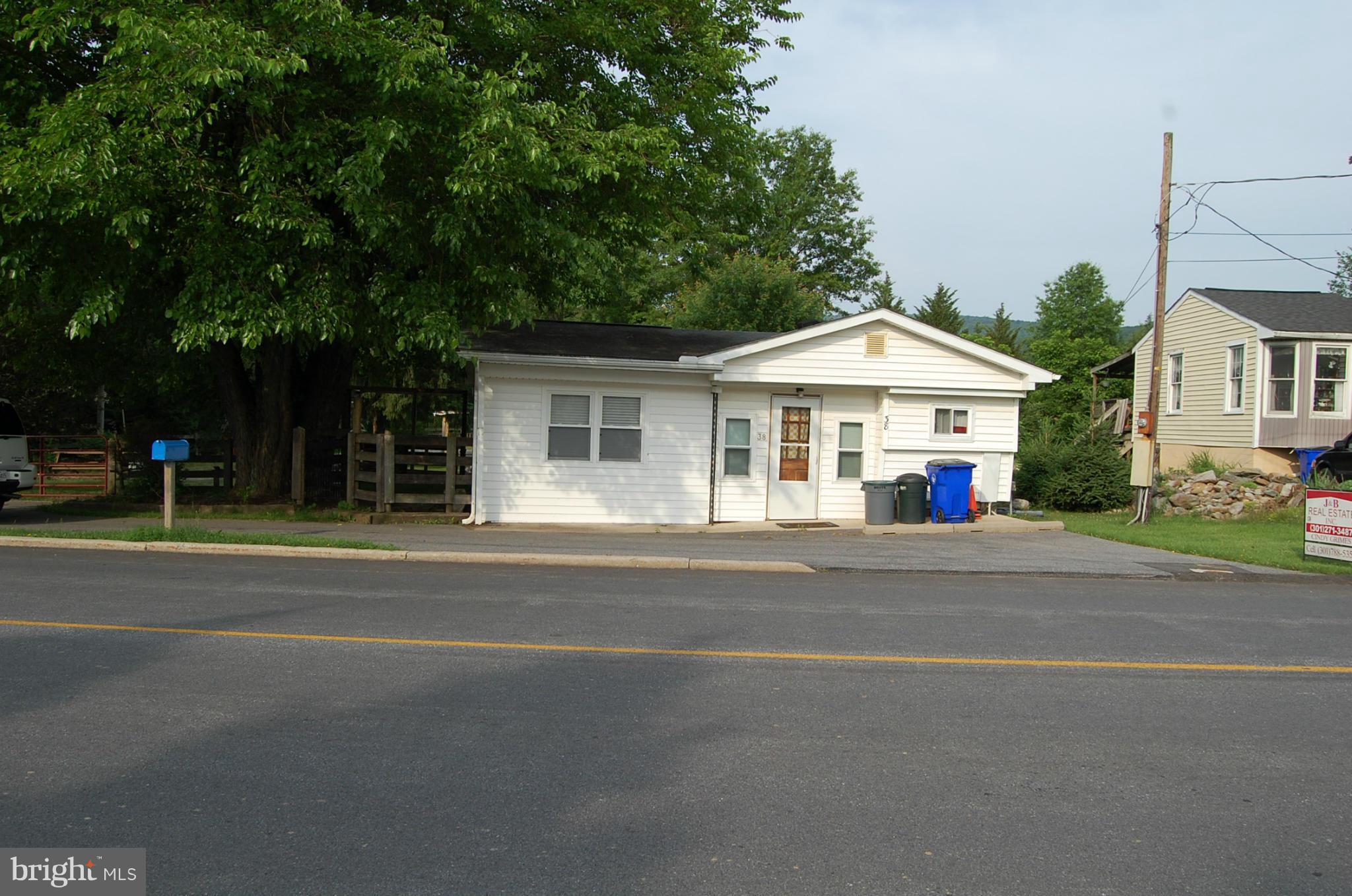 Exterior (Front)