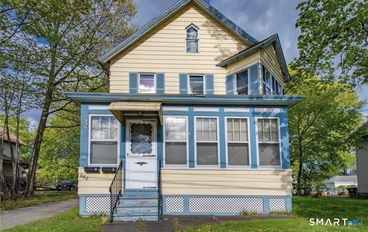 682 Main Street Torrington, CT 06790 - Photo 2 of 9