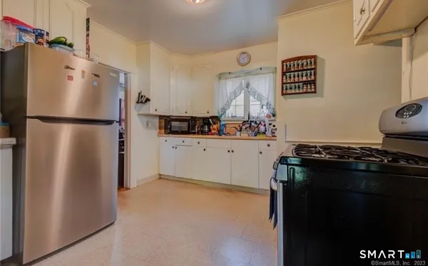 $275,000 | 682 Main Street, Torrington, CT 06790