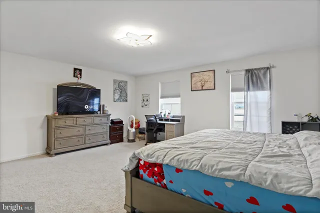 $379,900 | 183 Luxor Court, Bunker Hill, WV 25413