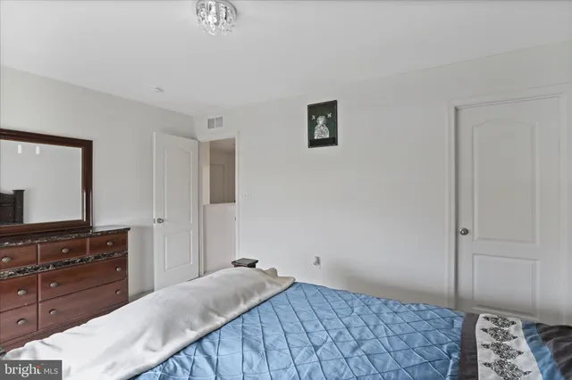 $379,900 | 183 Luxor Court, Bunker Hill, WV 25413