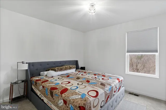 $379,900 | 183 Luxor Court, Bunker Hill, WV 25413