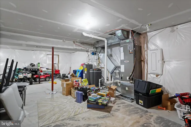 $379,900 | 183 Luxor Court, Bunker Hill, WV 25413