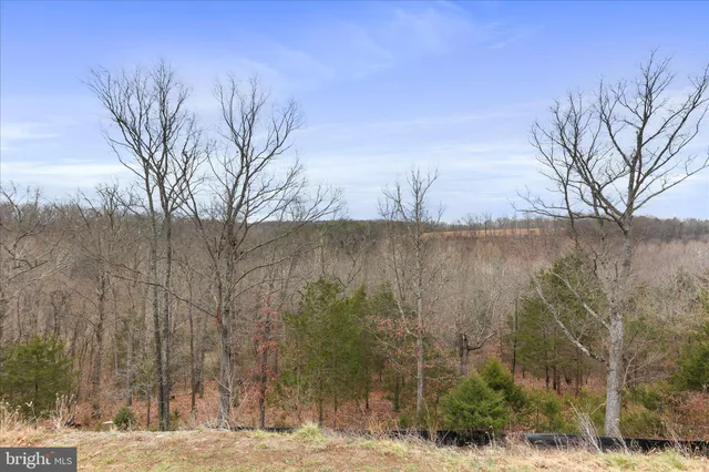 $379,900 | 183 Luxor Court, Bunker Hill, WV 25413