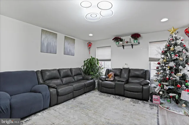 $379,900 | 183 Luxor Court, Bunker Hill, WV 25413