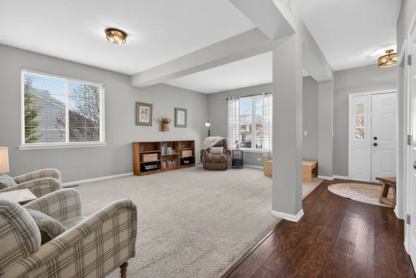 $369,900 | 622 Gallant Drive, Minooka, IL 60447