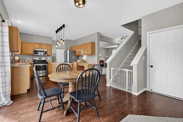 $369,900 | 622 Gallant Drive, Minooka, IL 60447