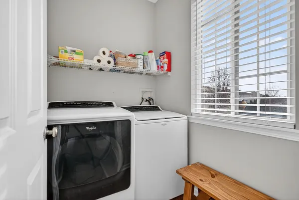 $369,900 | 622 Gallant Drive, Minooka, IL 60447