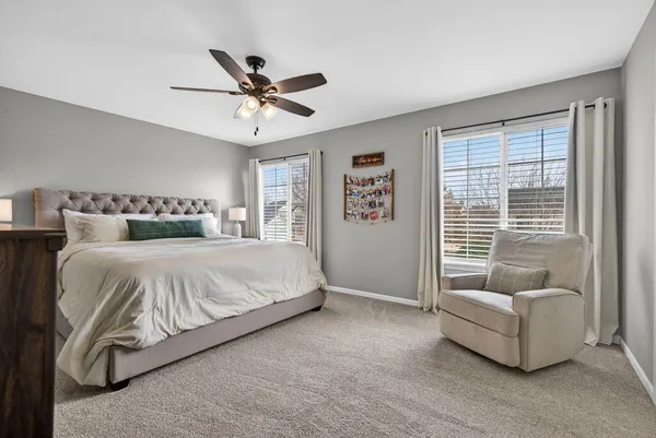 $369,900 | 622 Gallant Drive, Minooka, IL 60447