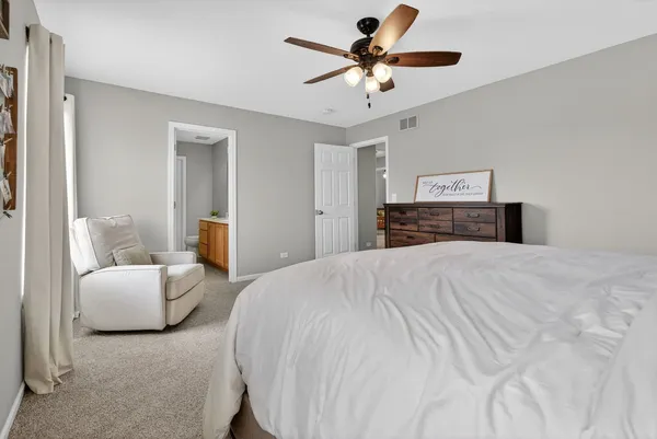 $369,900 | 622 Gallant Drive, Minooka, IL 60447