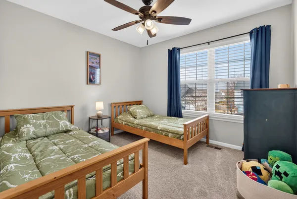 $369,900 | 622 Gallant Drive, Minooka, IL 60447