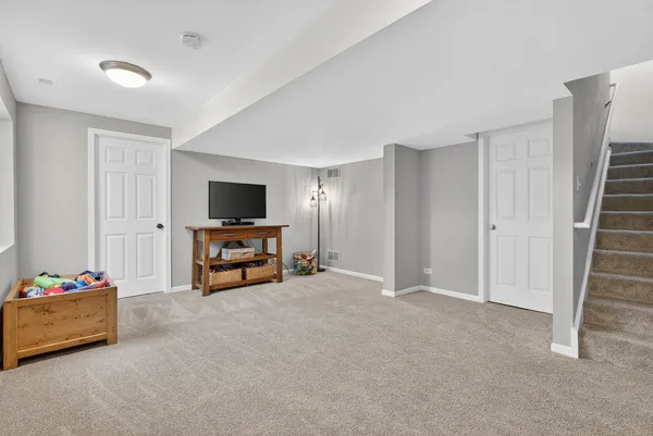 $369,900 | 622 Gallant Drive, Minooka, IL 60447