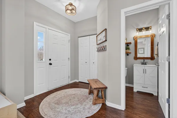 $369,900 | 622 Gallant Drive, Minooka, IL 60447