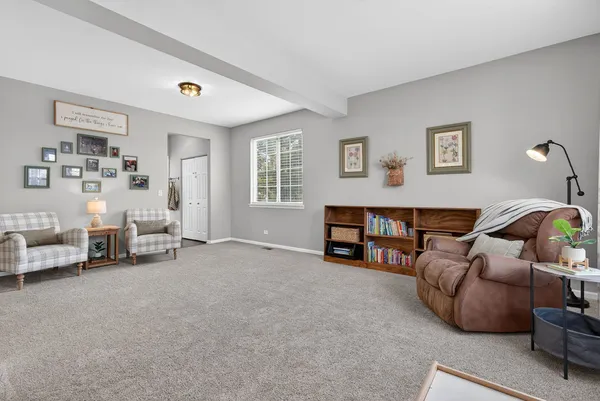 $369,900 | 622 Gallant Drive, Minooka, IL 60447