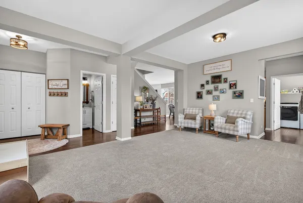 $369,900 | 622 Gallant Drive, Minooka, IL 60447