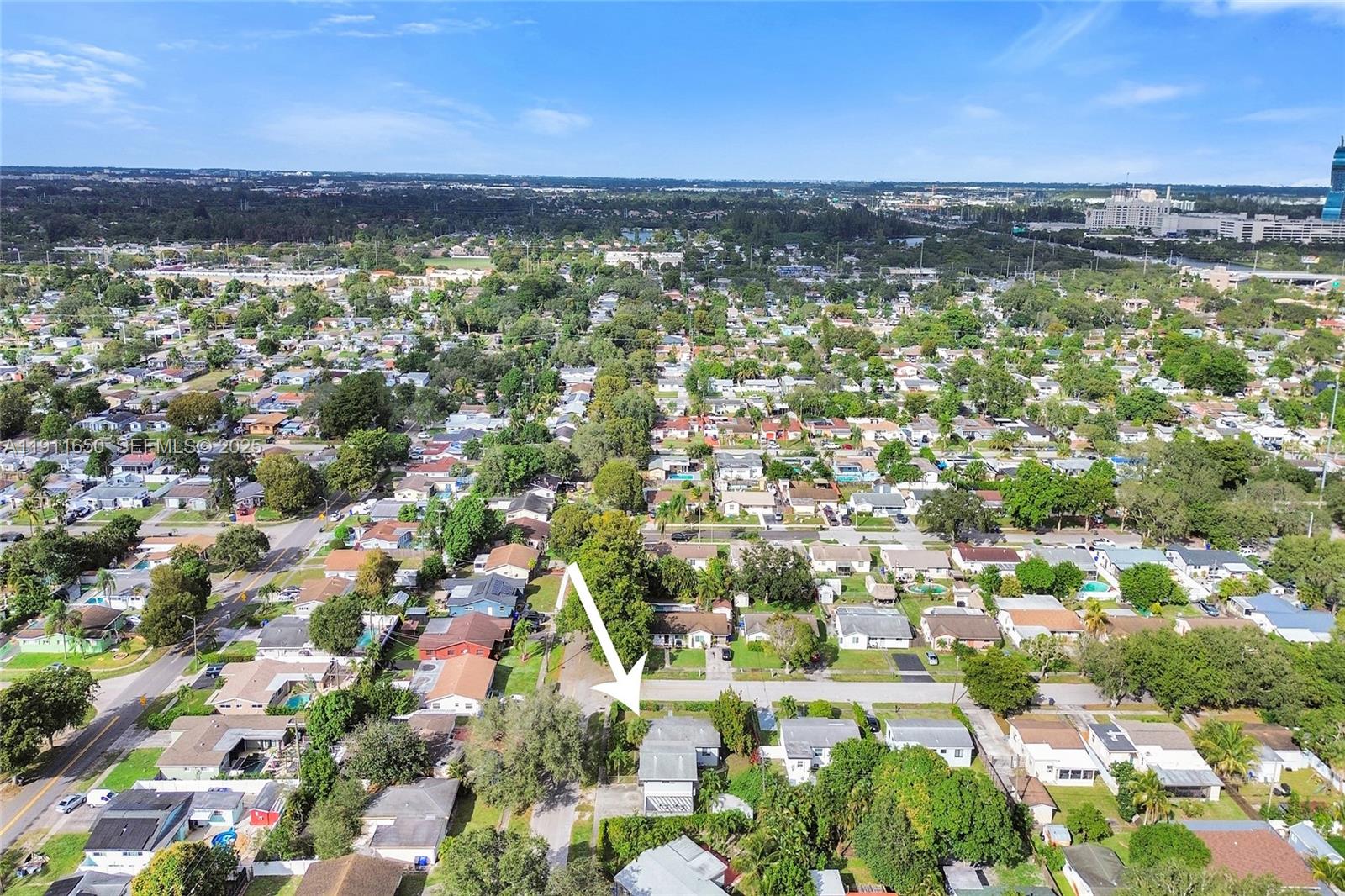 6470 McClellan Street Hollywood, FL 33024 - Photo 17 of 74