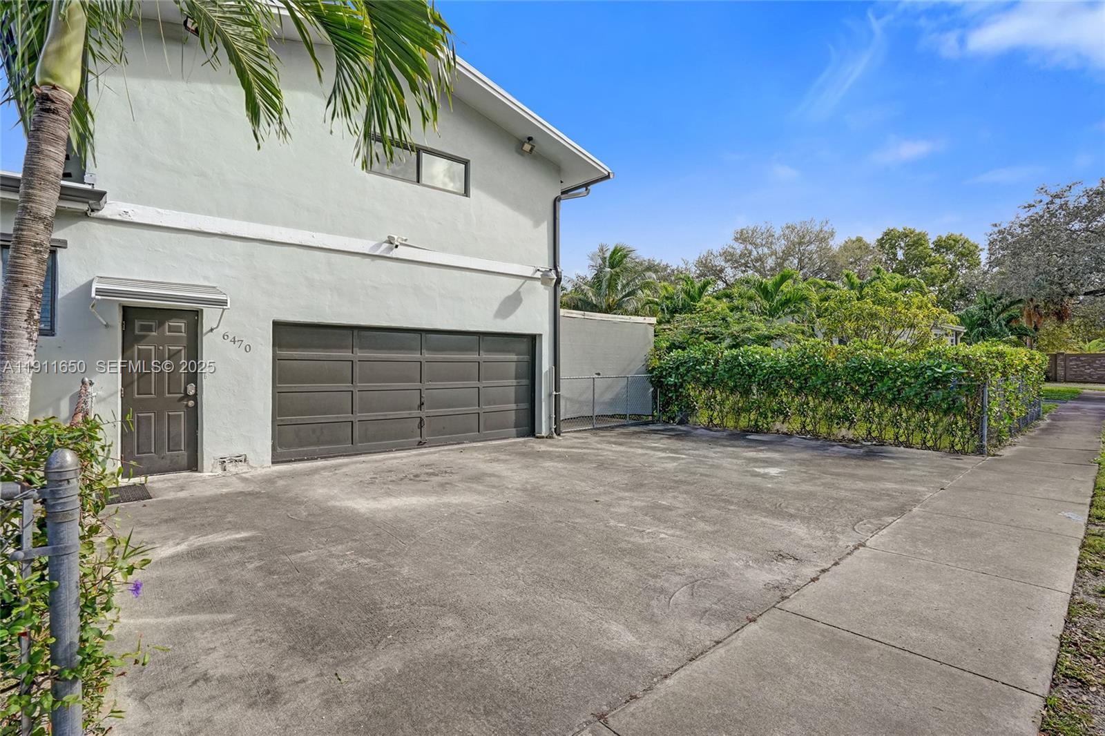 6470 McClellan Street Hollywood, FL 33024 - Photo 34 of 74