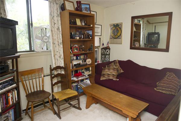 94 Beaconsfield Road, Unit 303 Brookline, MA 02445 - Photo 9 of 14
