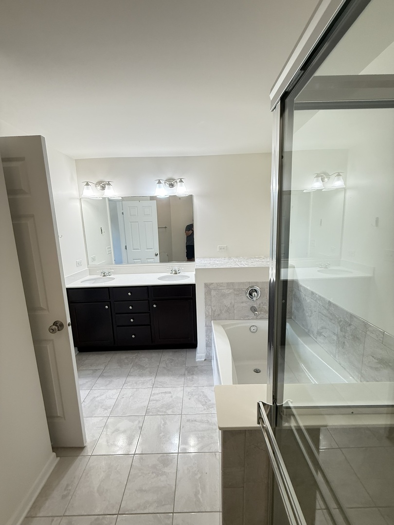 2856 Henley Lane Naperville, IL 60540 - Photo 23 of 38