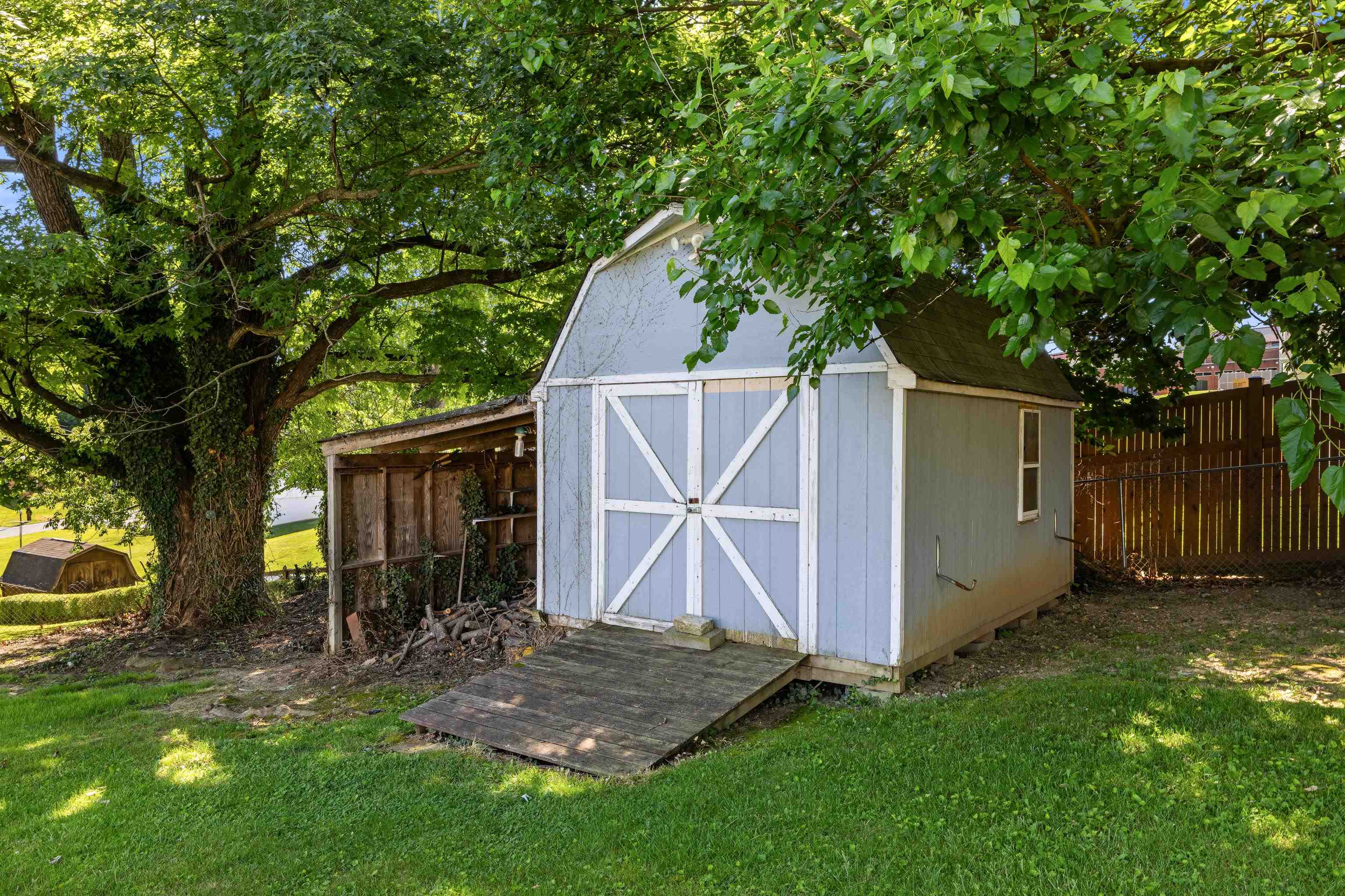 303 Devon Road Staunton, VA 24401 - Photo 42 of 45