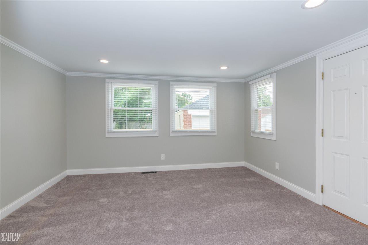 3479 Harvard Road Detroit, MI 48224 - Photo 13 of 33 31361371-12.JPG