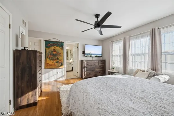 $770,000 | 13 Spencer Lane, Bedminster, NJ 07921