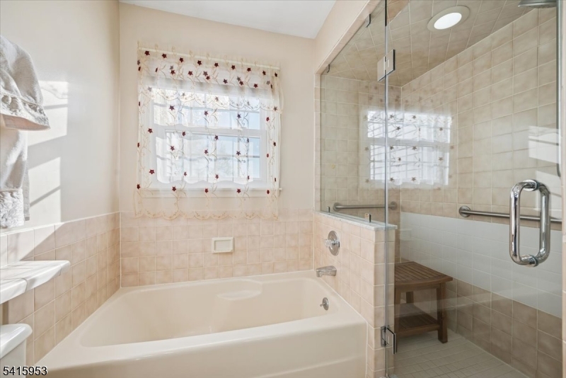 13 Spencer Lane Bedminster, NJ 07921 - Photo 30 of 41