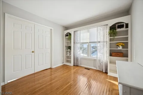 $770,000 | 13 Spencer Lane, Bedminster, NJ 07921