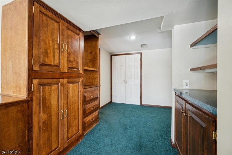 13 Spencer Lane Bedminster, NJ 07921 - Photo 35 of 41