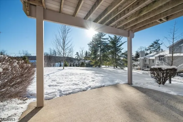 $770,000 | 13 Spencer Lane, Bedminster, NJ 07921