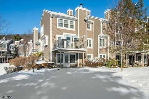 $770,000 | 13 Spencer Lane, Bedminster, NJ 07921