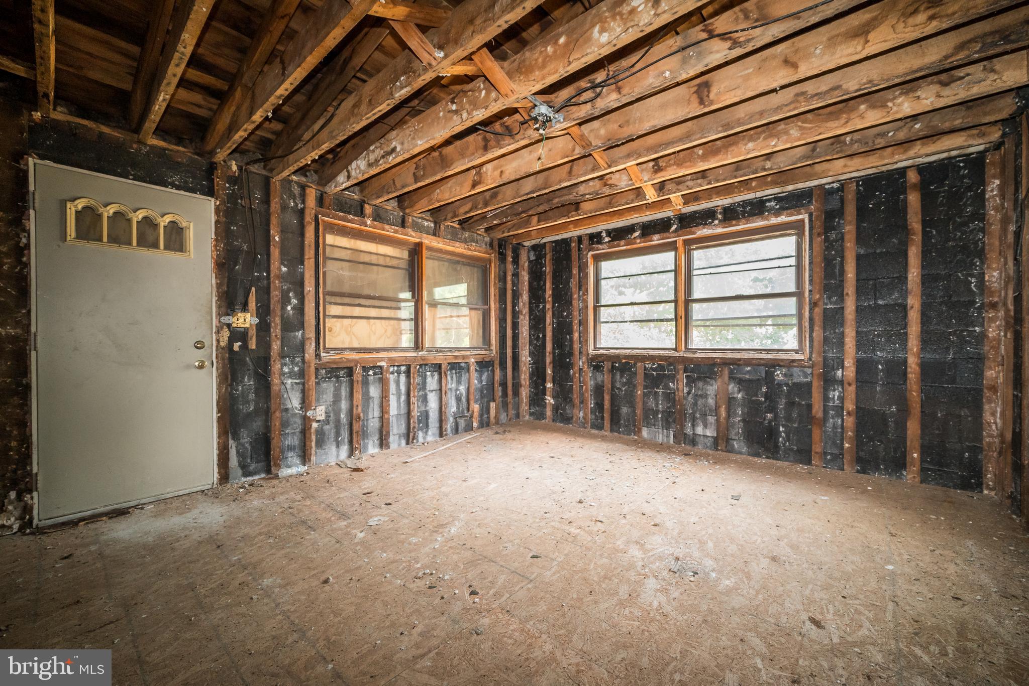 23356 Frederick Road Clarksburg, MD 20871 - Photo 12 of 30 Main Level