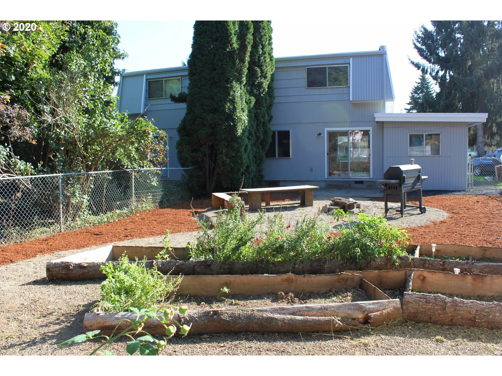 1 Cinderella Loop Eugene, OR 97404 - Photo 15 of 16 Gallery Image 15