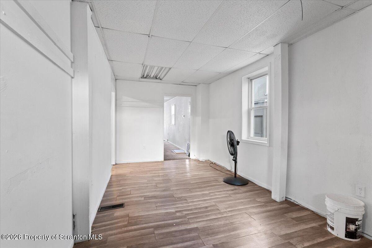 240 North Main Avenue Scranton, PA 18504 - Photo 10 of 38 17-DSC05348