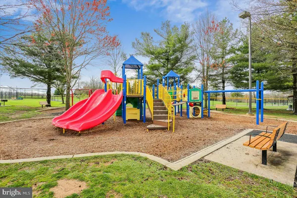 $425,000 | 3641 Spring Hollow Lane, Unit 3641, Frederick, MD 21704